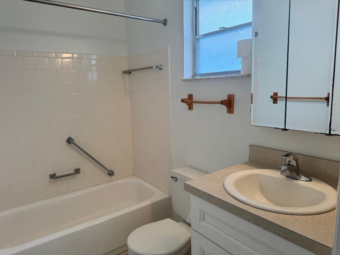 STRATHMORE RIVERSIDE I - Residential