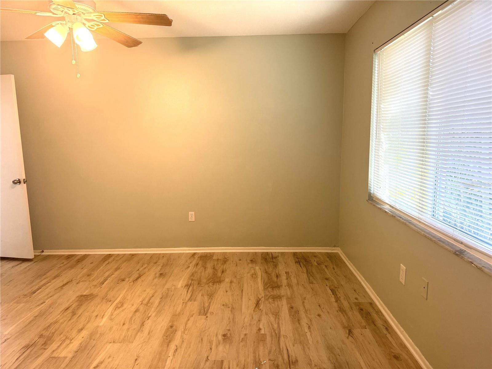 STRATHMORE RIVERSIDE I - Residential