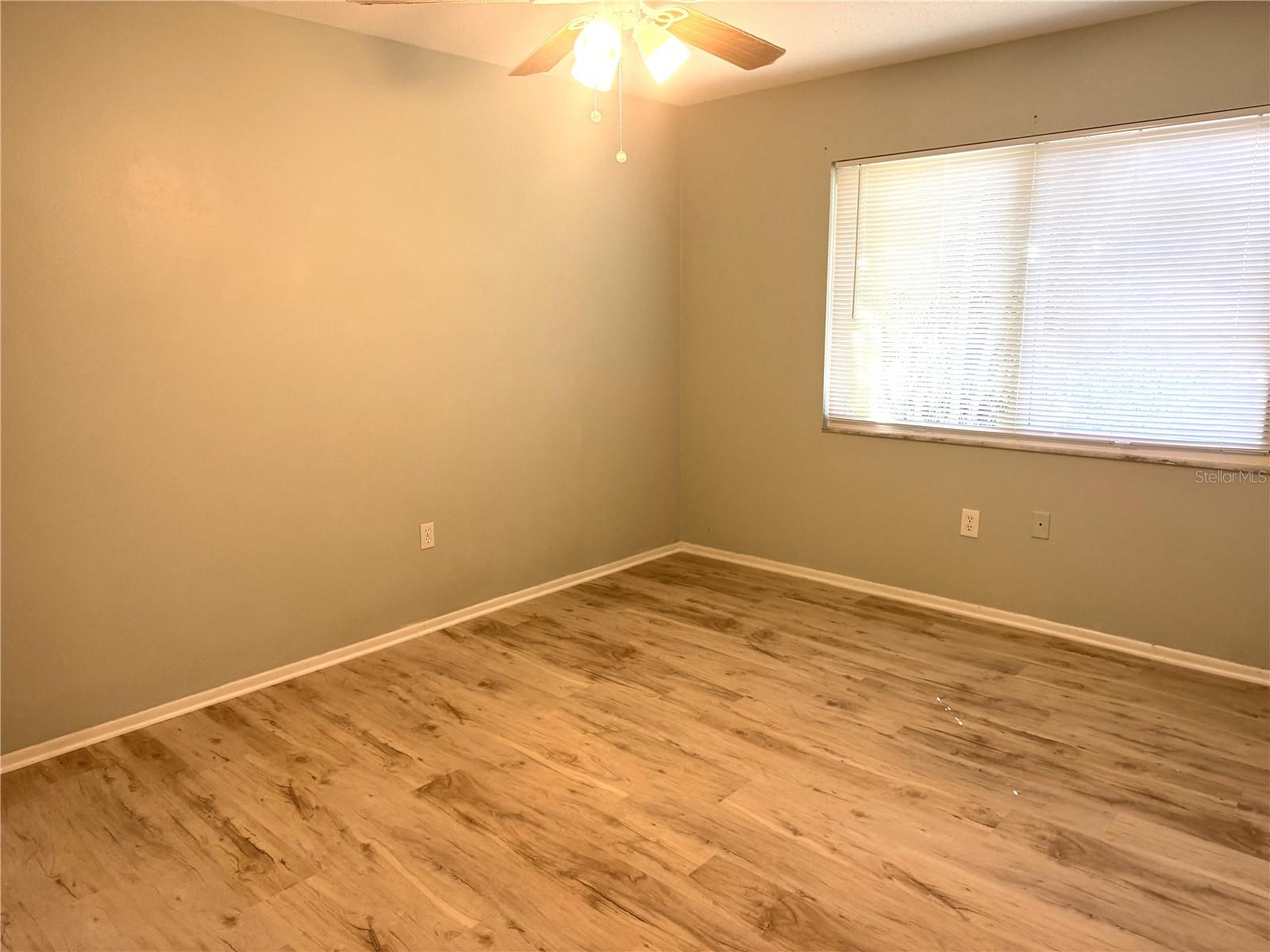 STRATHMORE RIVERSIDE I - Residential