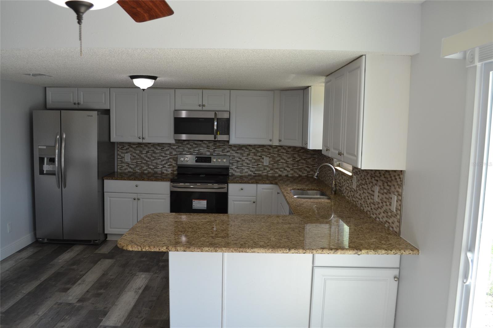 Florida Shores 01 - Residential