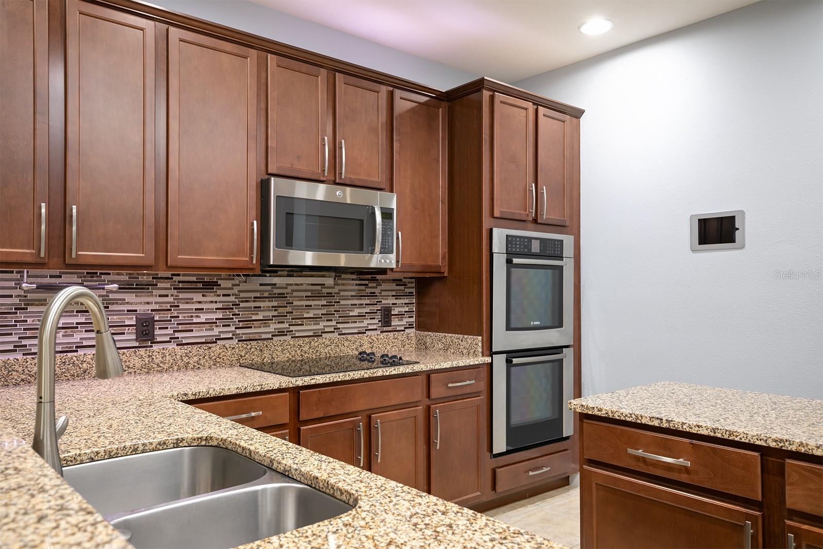 ENCLAVE AT TUSCANY - Residential