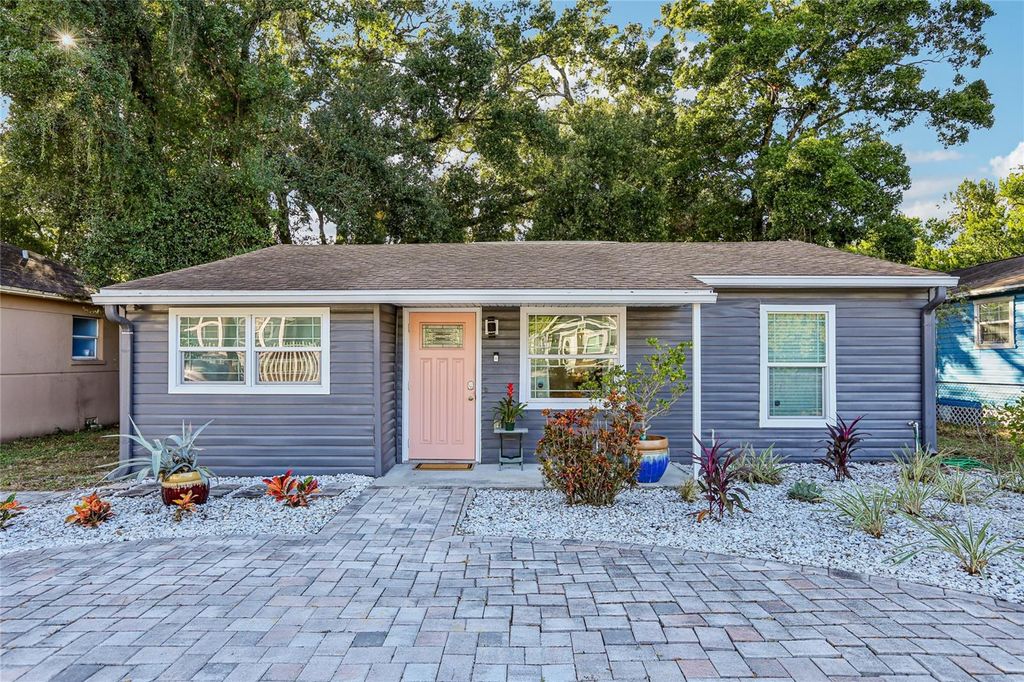 Photo of 4104 N Seminole Avenue, Tampa, FL 33603 (MLS # TB8449256)