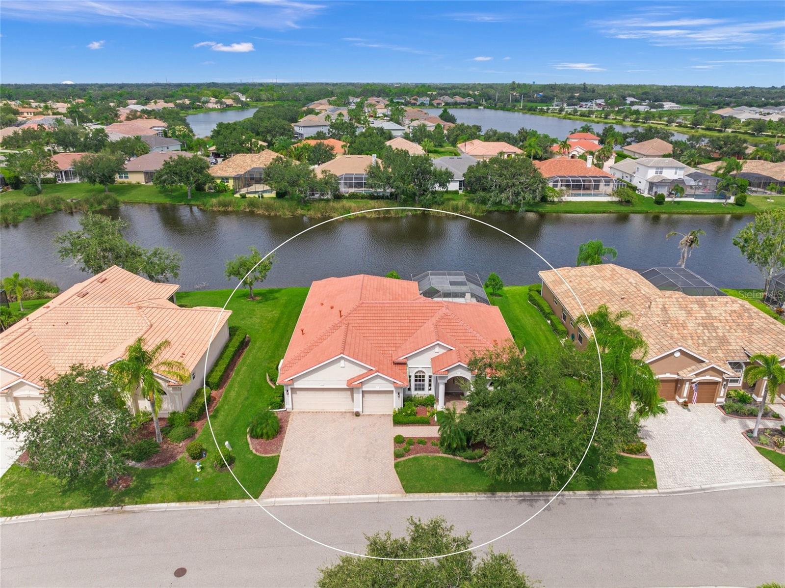 BARTON FARMS, LAUREL LAKES - Residential