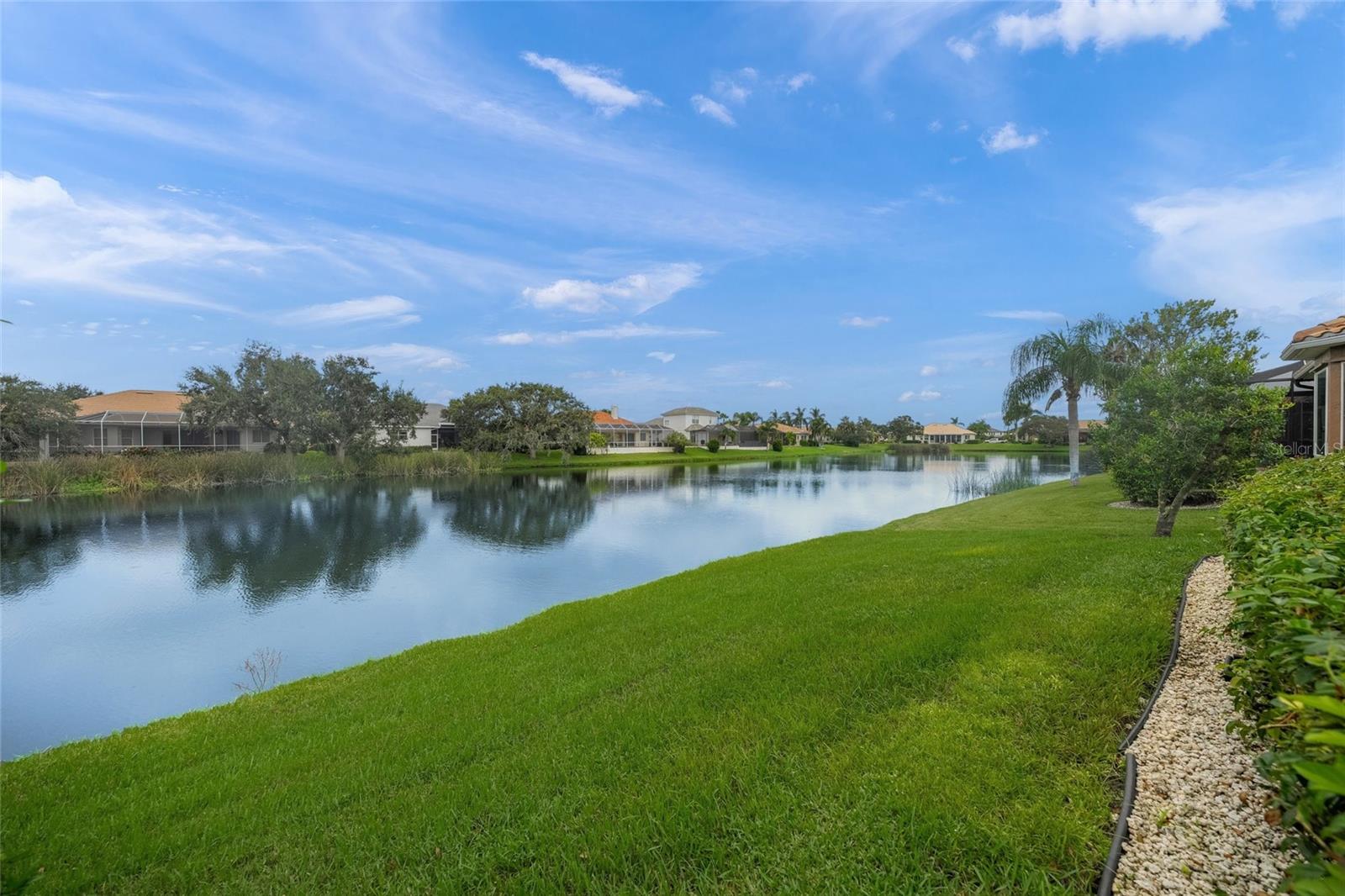 BARTON FARMS, LAUREL LAKES - Residential