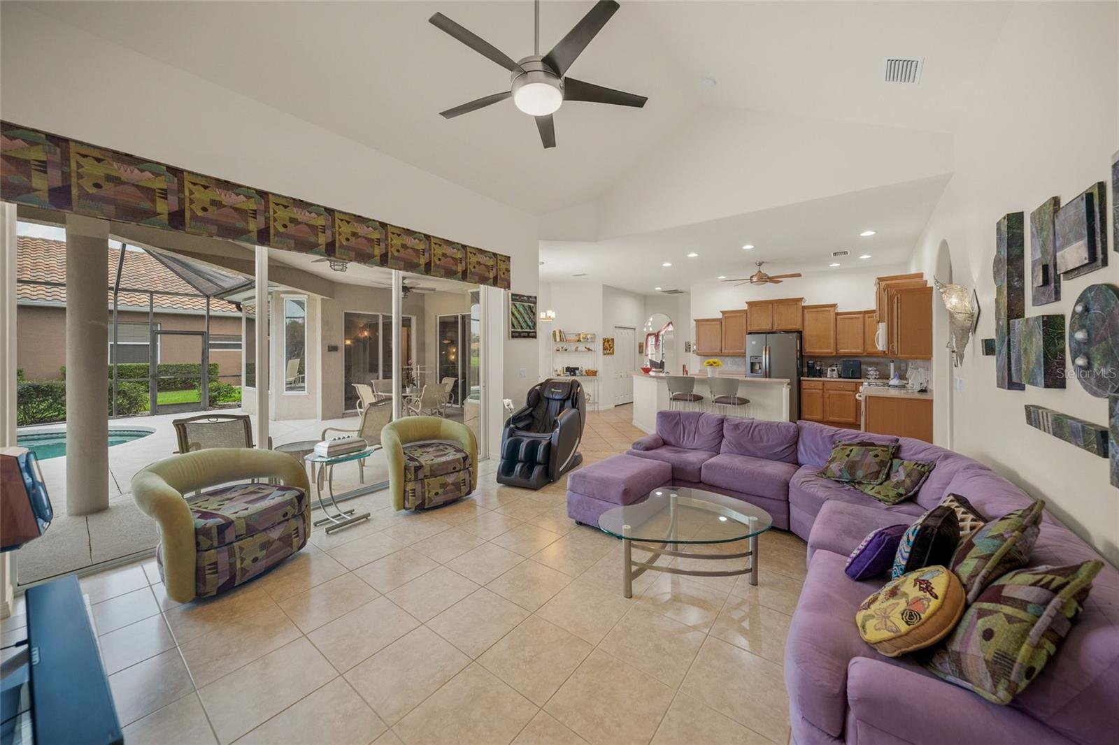 BARTON FARMS, LAUREL LAKES - Residential