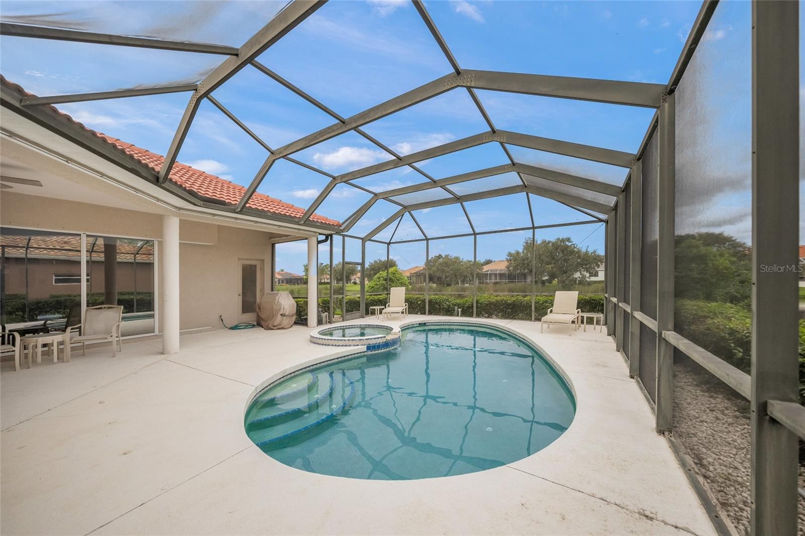 2748 HARVEST DRIVE