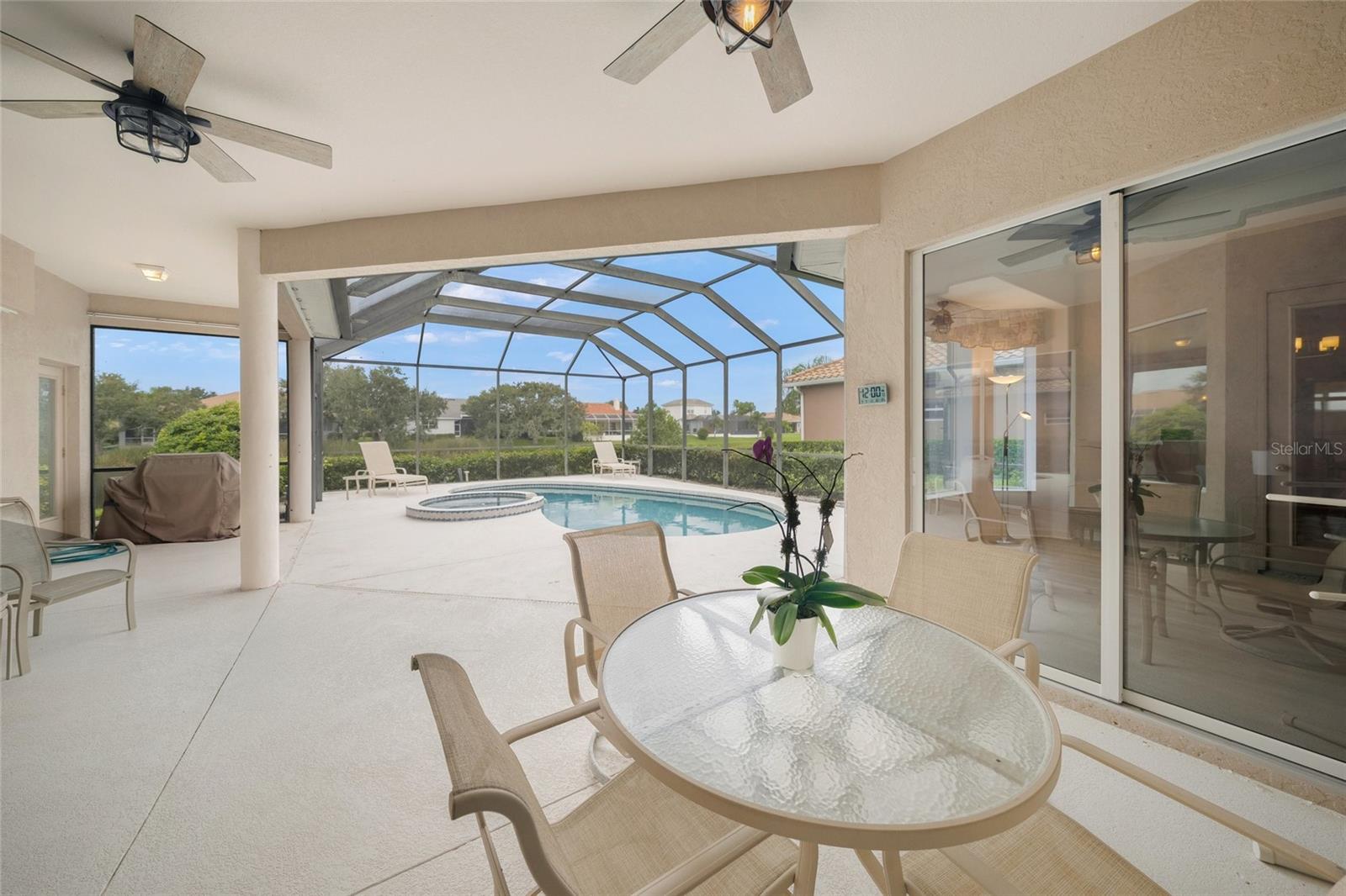 BARTON FARMS, LAUREL LAKES - Residential