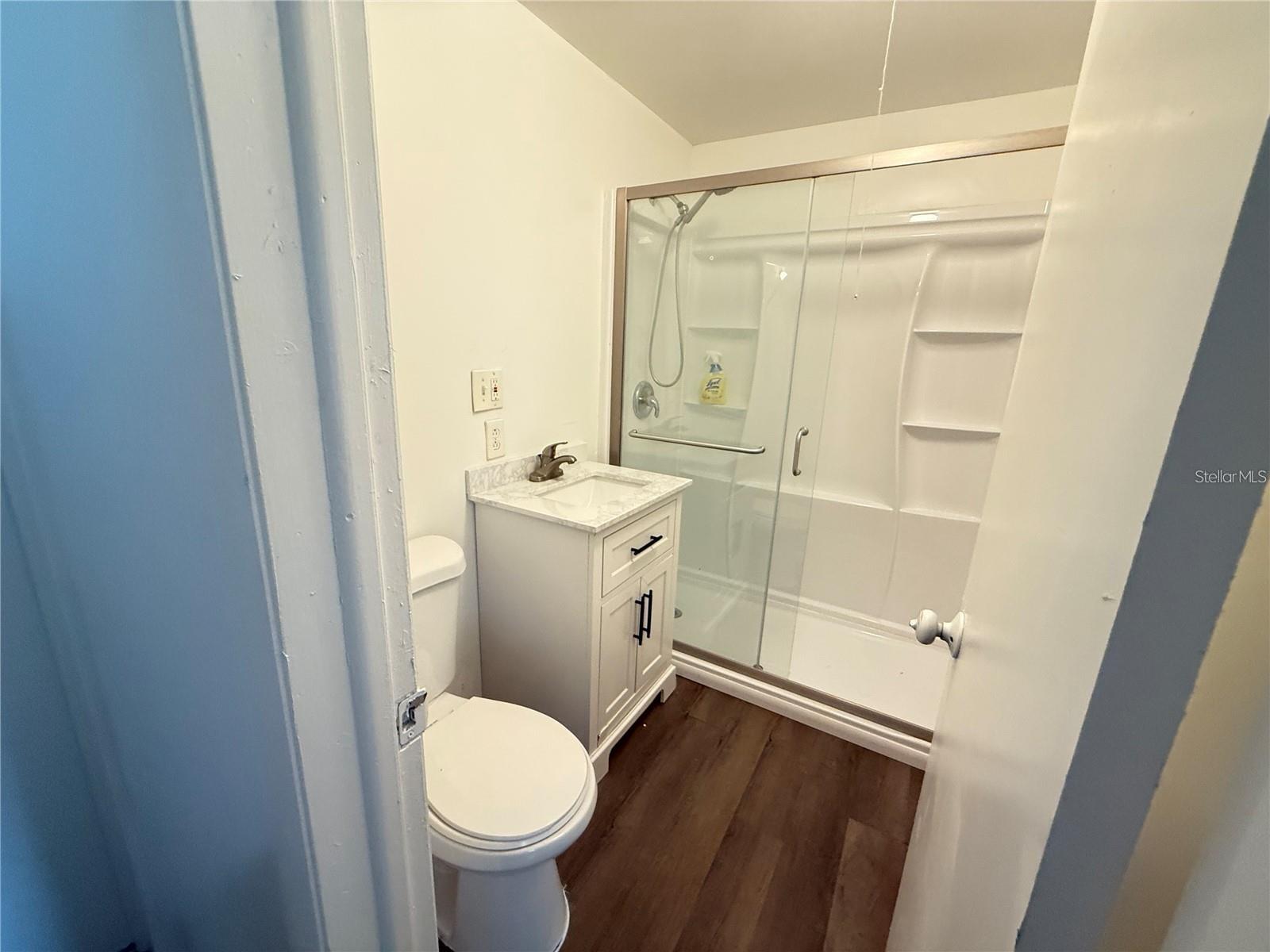 TAHITIAN HOMES - Residential Lease