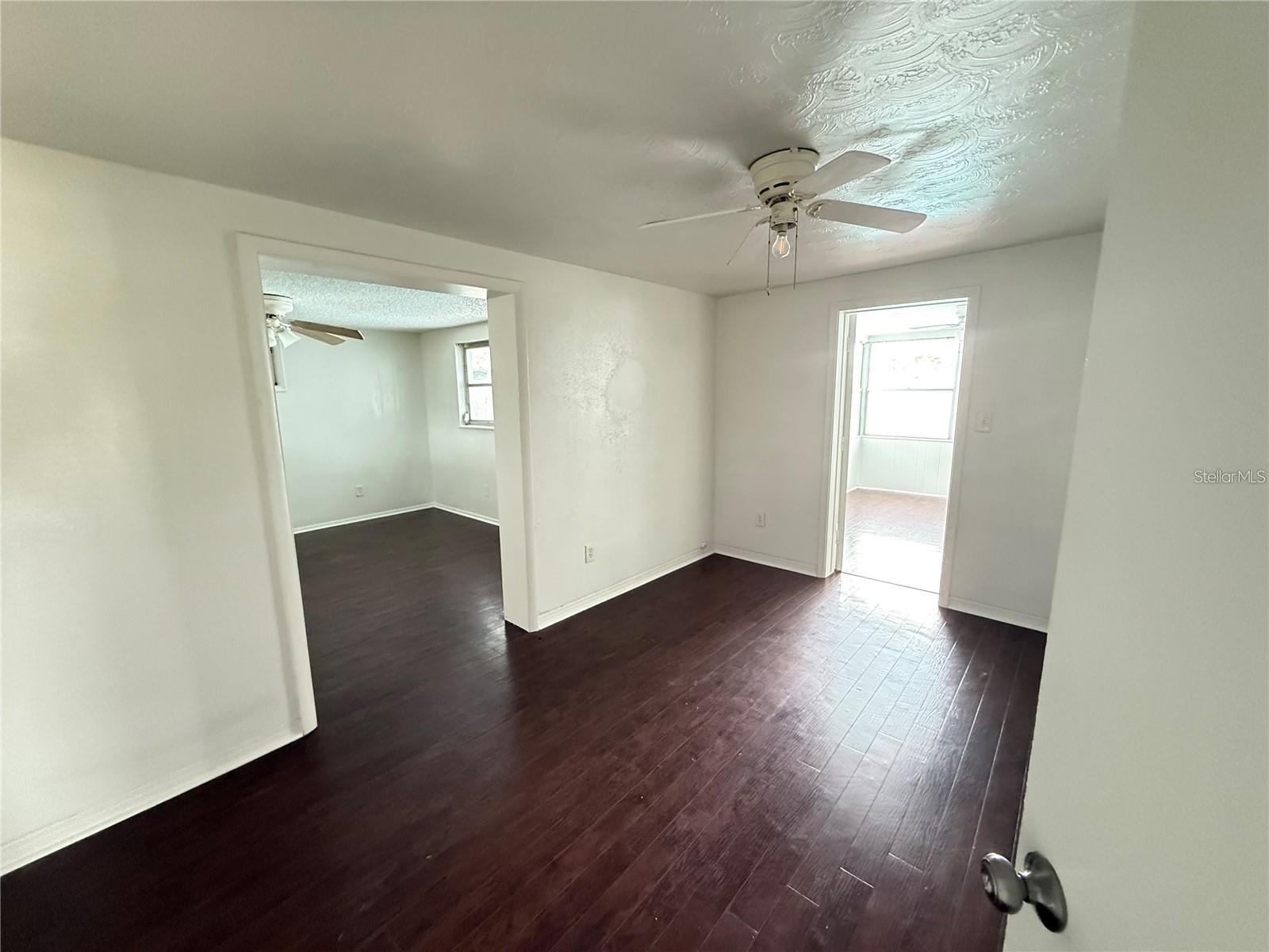 TAHITIAN HOMES - Residential Lease