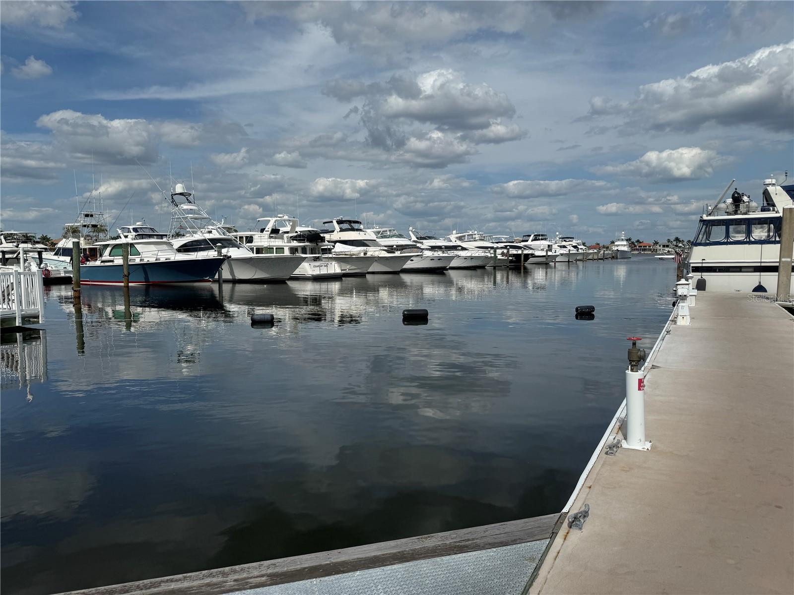 RIVIERA DUNES MARINA PH 3 - Residential