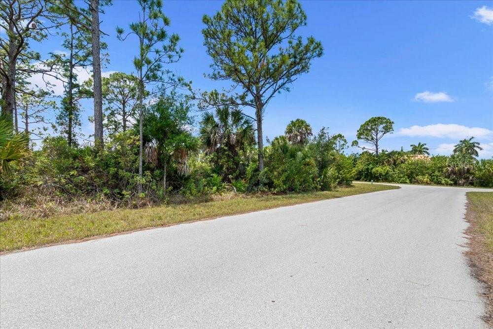 PORT CHARLOTTE SEC 061 - Land