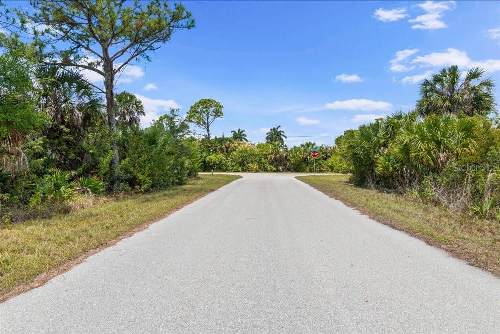 PORT CHARLOTTE SEC 061 - Land