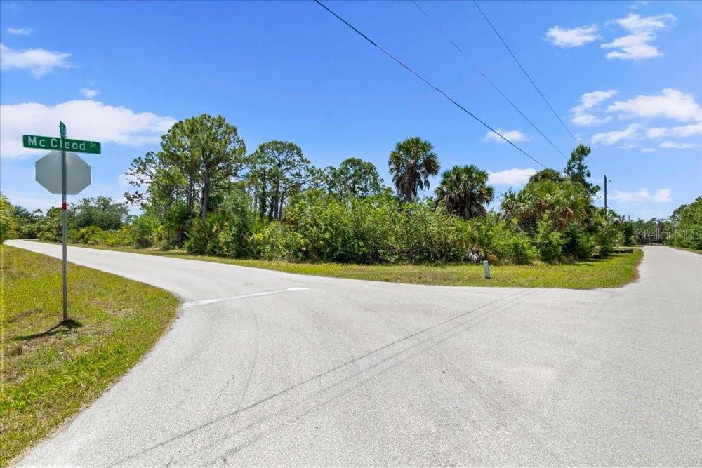 PORT CHARLOTTE SEC 061 - Land