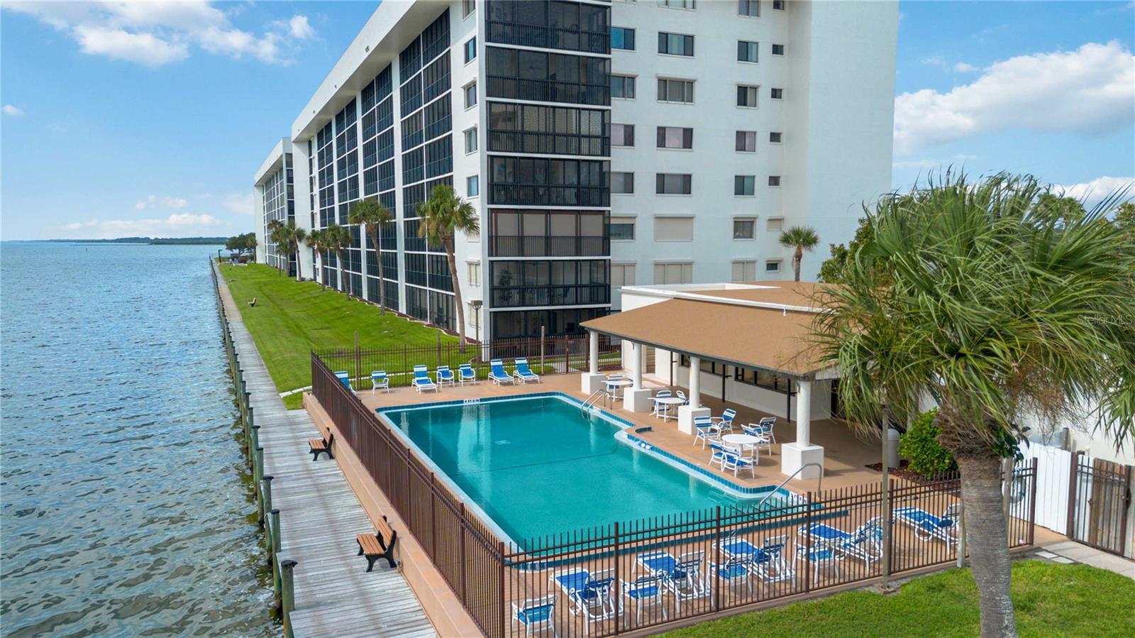 MERRITT TOWERS CONDO - Residential