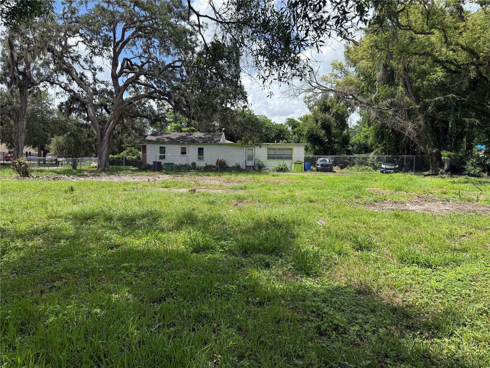 3914 E LOUISIANA AVENUE