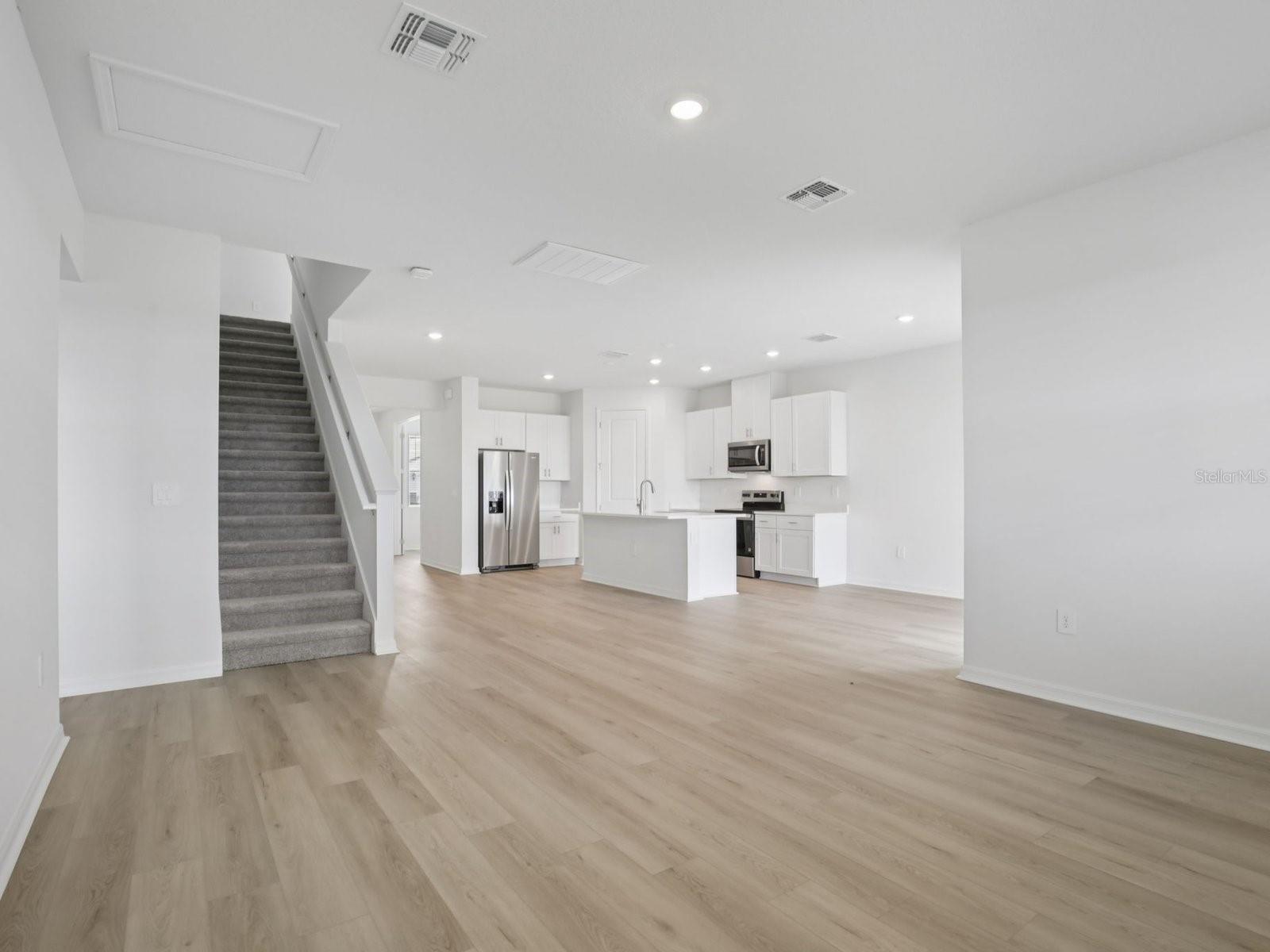 COASTERRA - Residential