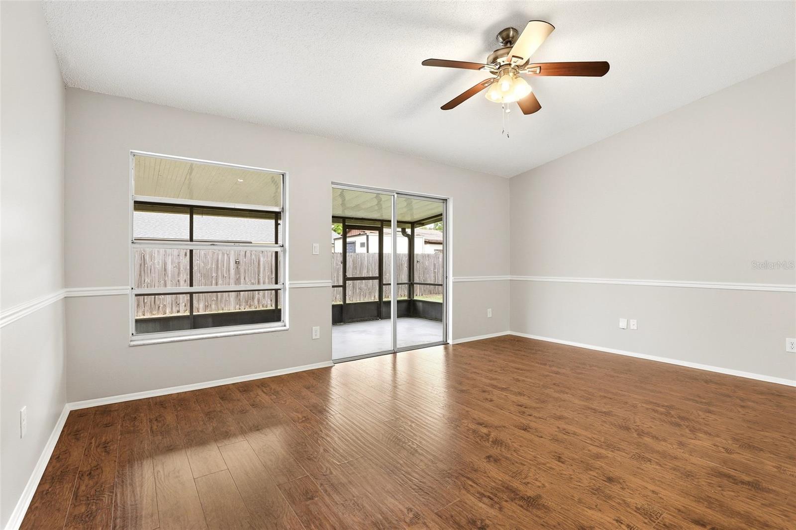 VALENCIA GARDENS SEC 01 - Residential