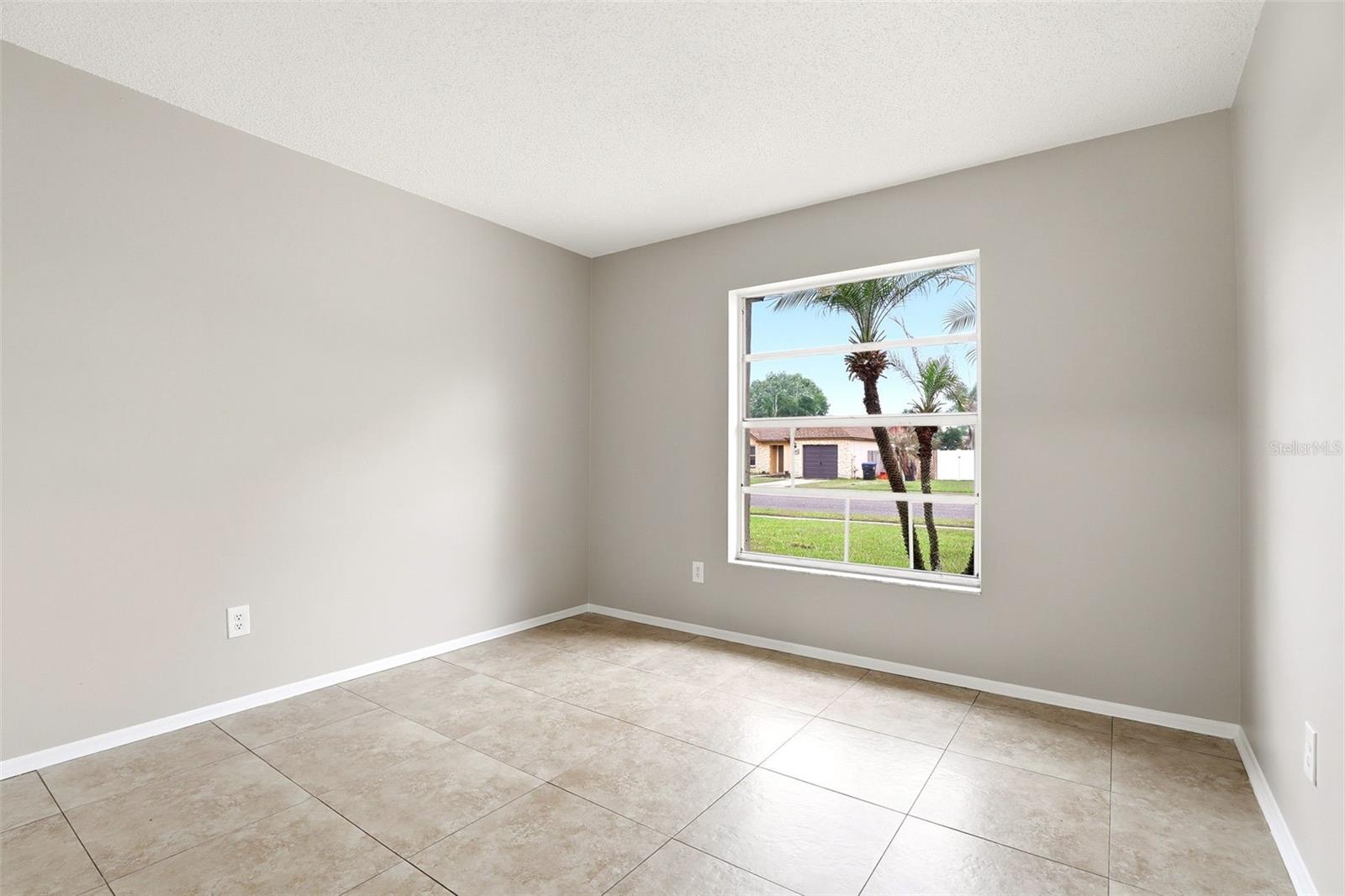 VALENCIA GARDENS SEC 01 - Residential