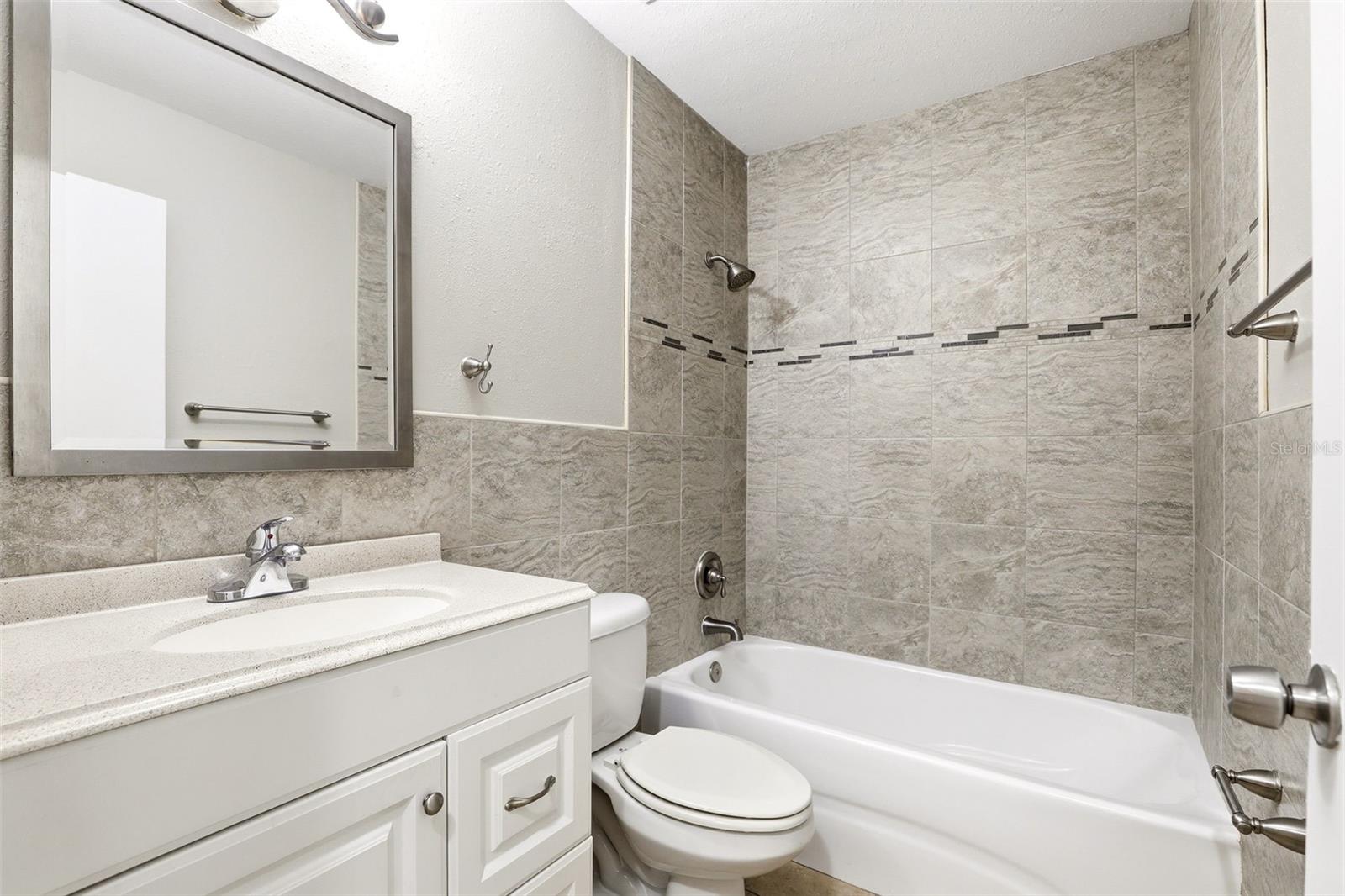 VALENCIA GARDENS SEC 01 - Residential