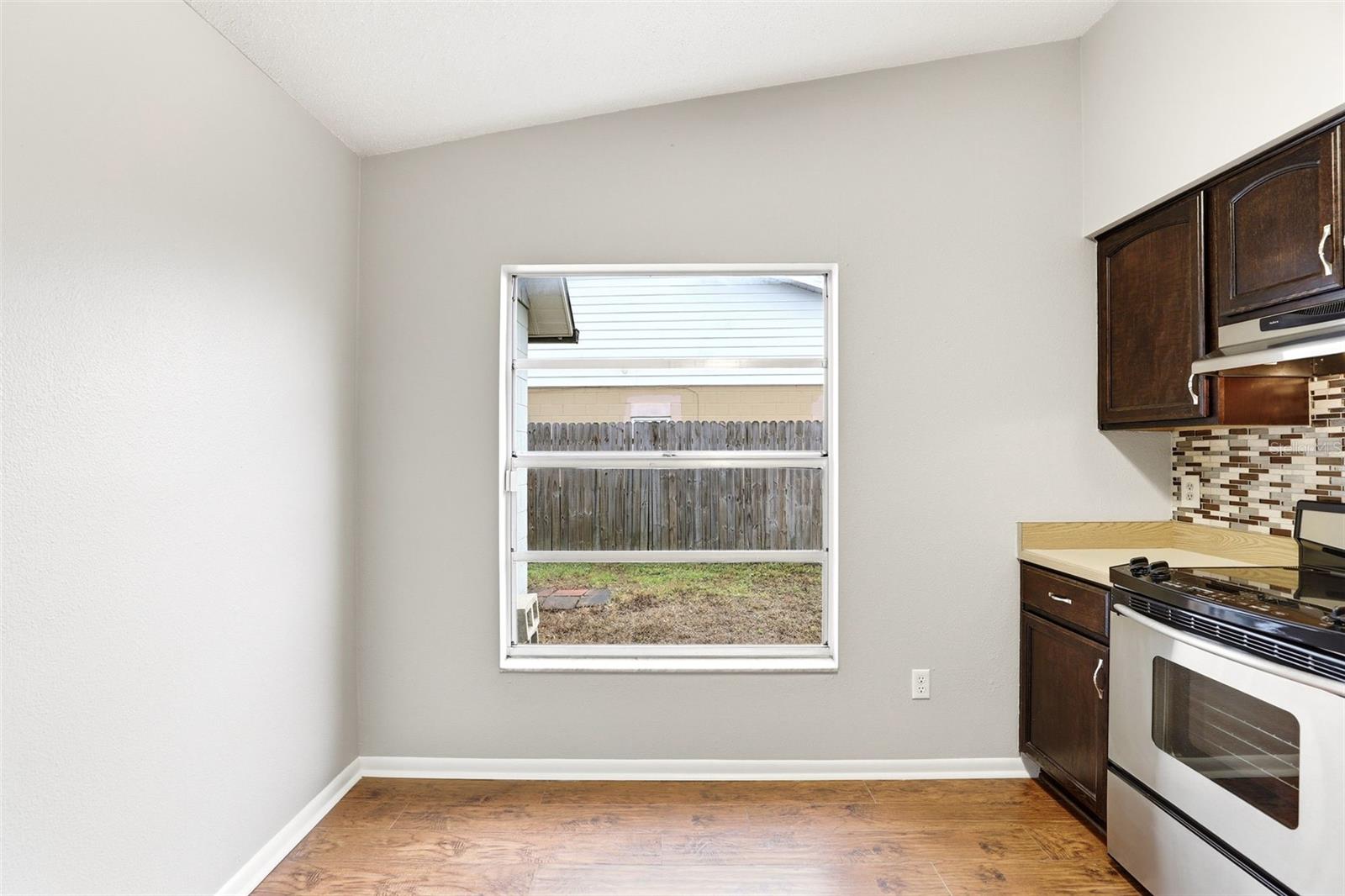 VALENCIA GARDENS SEC 01 - Residential