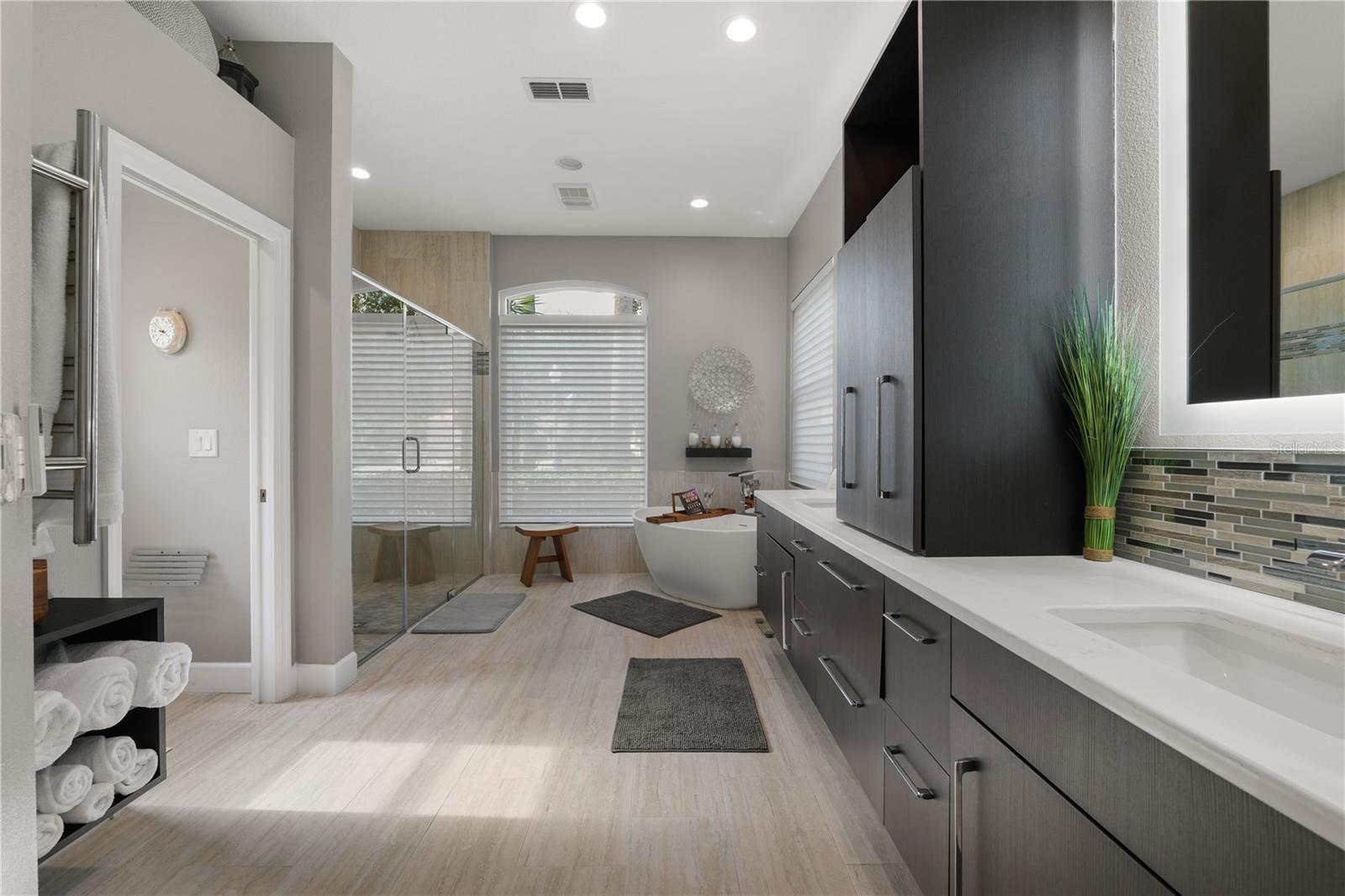 DIAMOND CREST - Residential