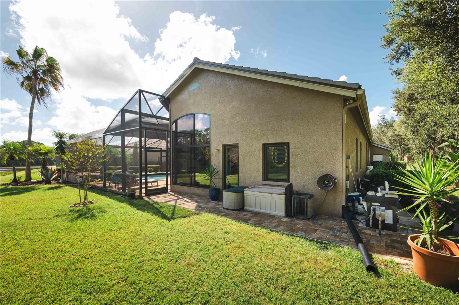 DIAMOND CREST - Residential