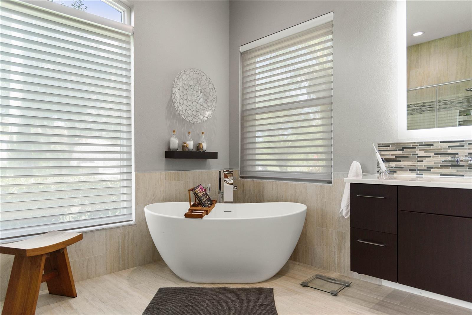 DIAMOND CREST - Residential