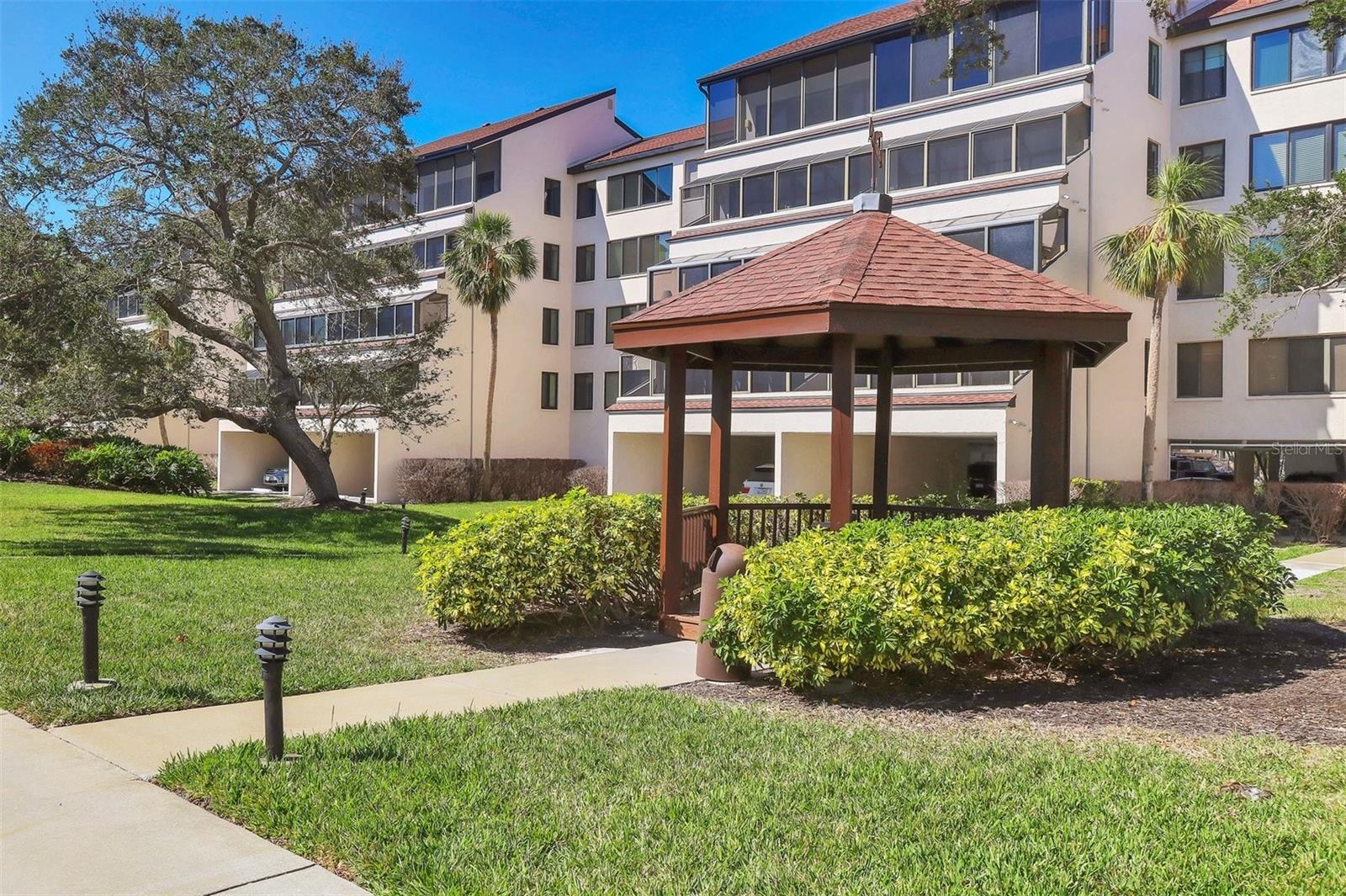 EXCELSIOR BEACH TO BAY 5 - Residential