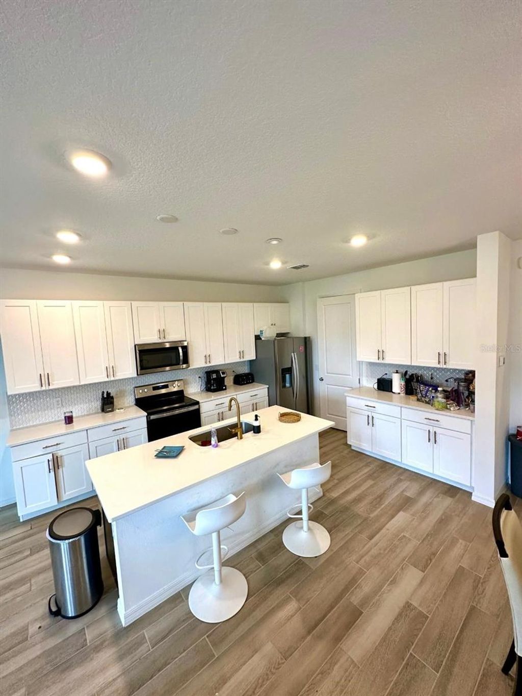 Photo of 821 Benoi Dr, Dr, Davenport, FL 33896 (MLS # O6352078)