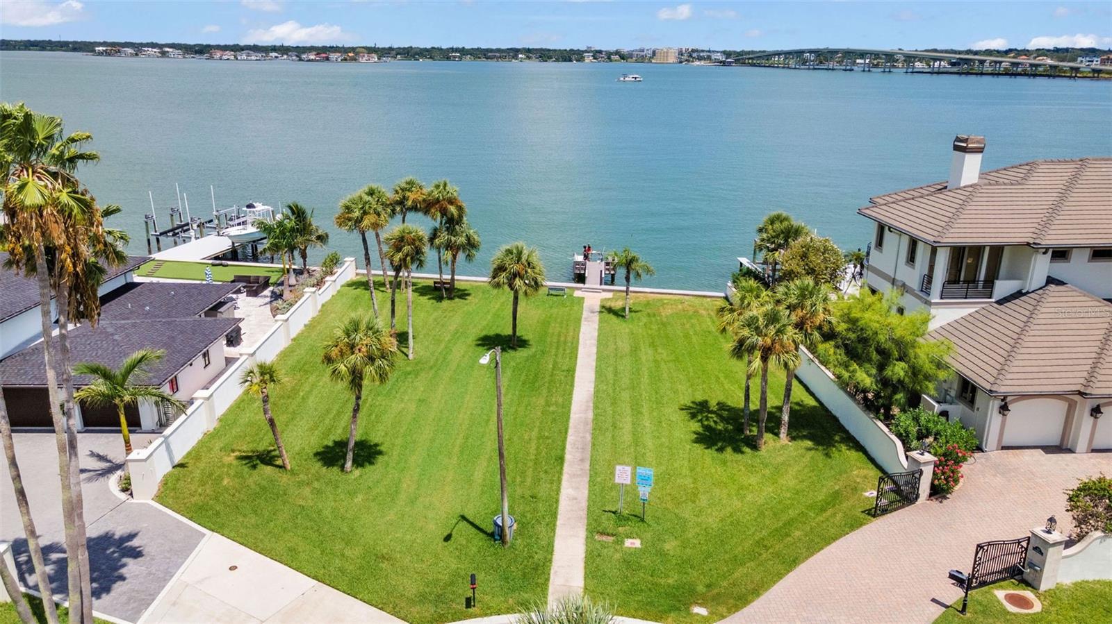 BELLEAIR BEACH - Residential