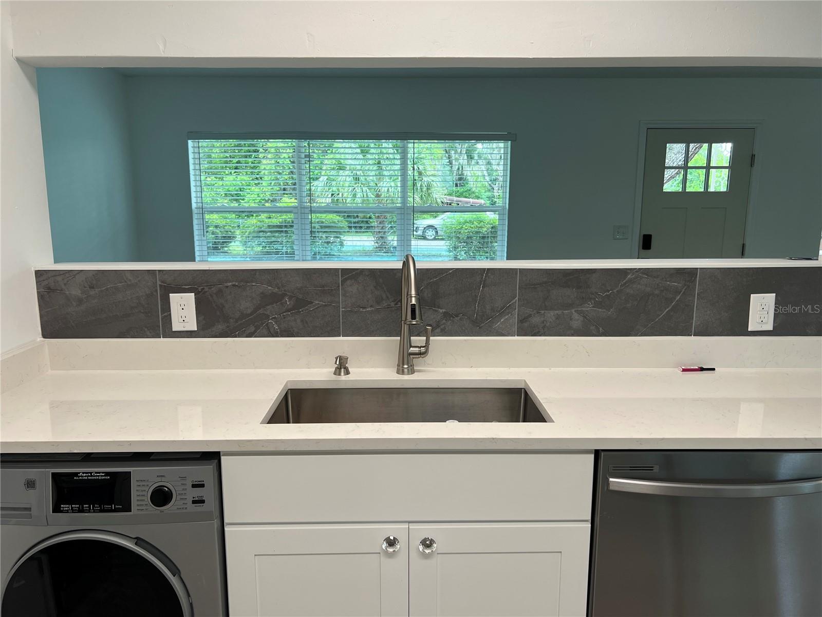 HIGHLAND PARK SUB - Residential