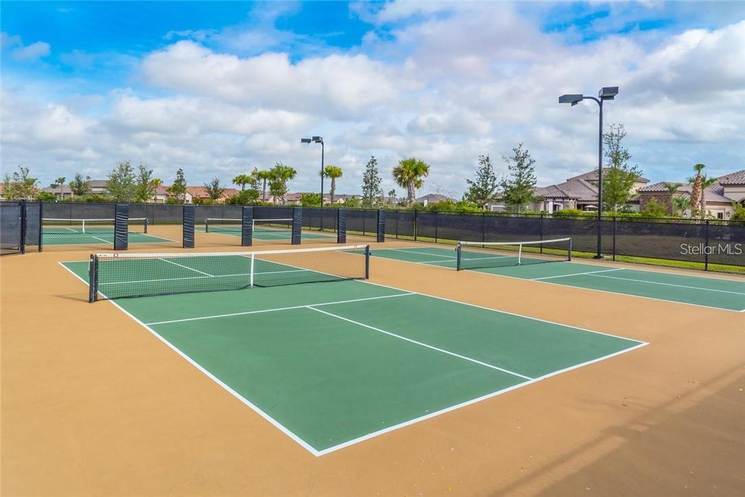 ESPLANADE GOLF & COUNTRY CLUB - Residential