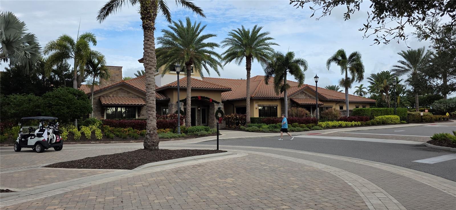 ESPLANADE GOLF & COUNTRY CLUB - Residential