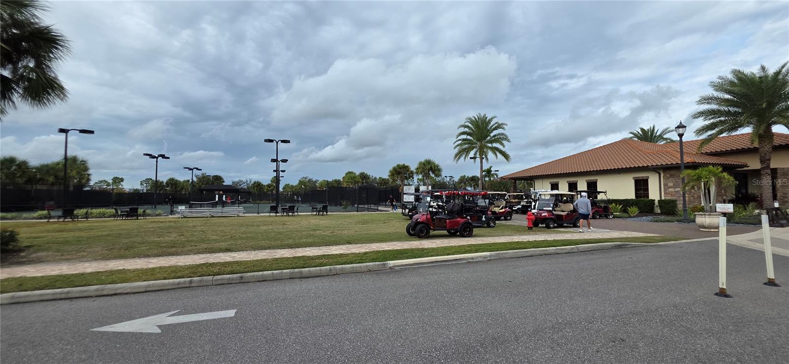 ESPLANADE GOLF & COUNTRY CLUB - Residential