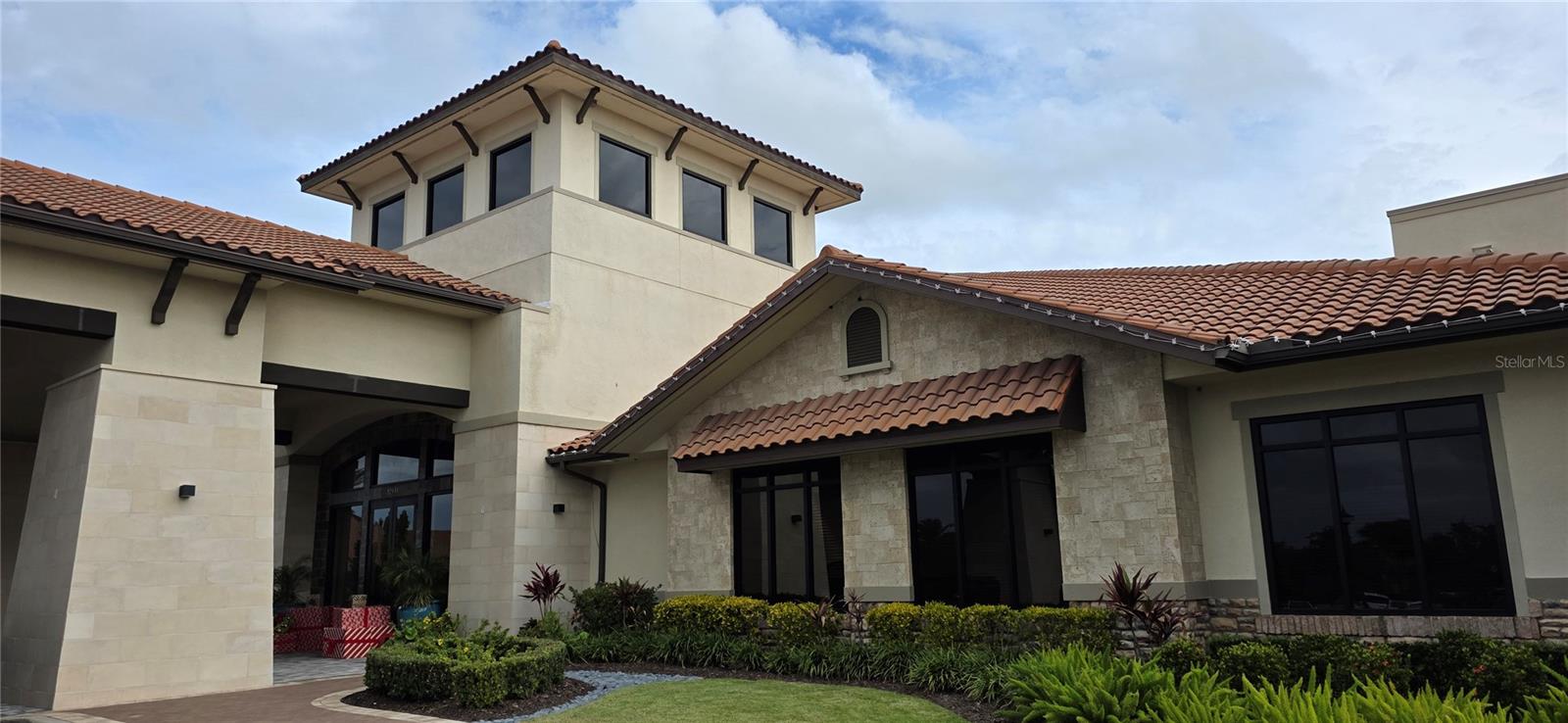 ESPLANADE GOLF & COUNTRY CLUB - Residential