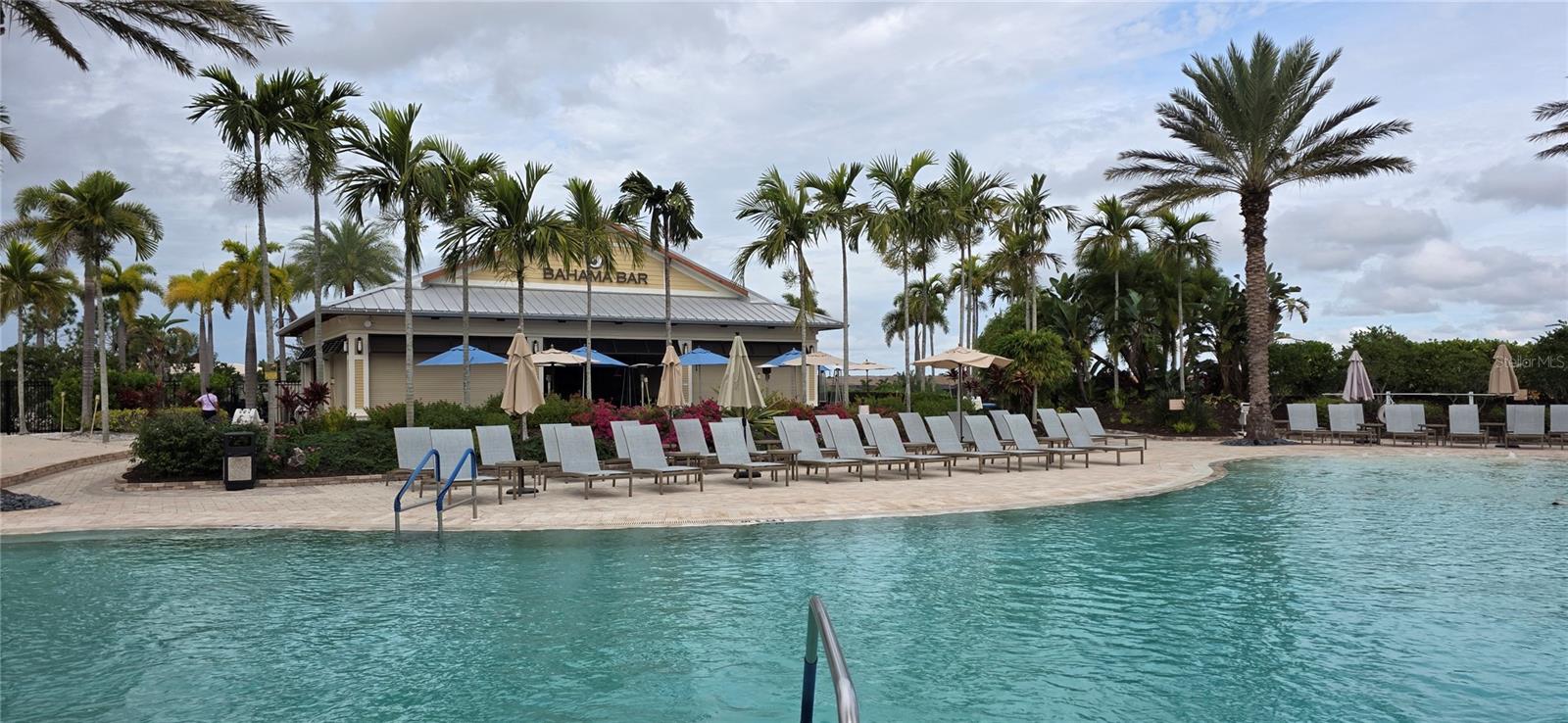 ESPLANADE GOLF & COUNTRY CLUB - Residential