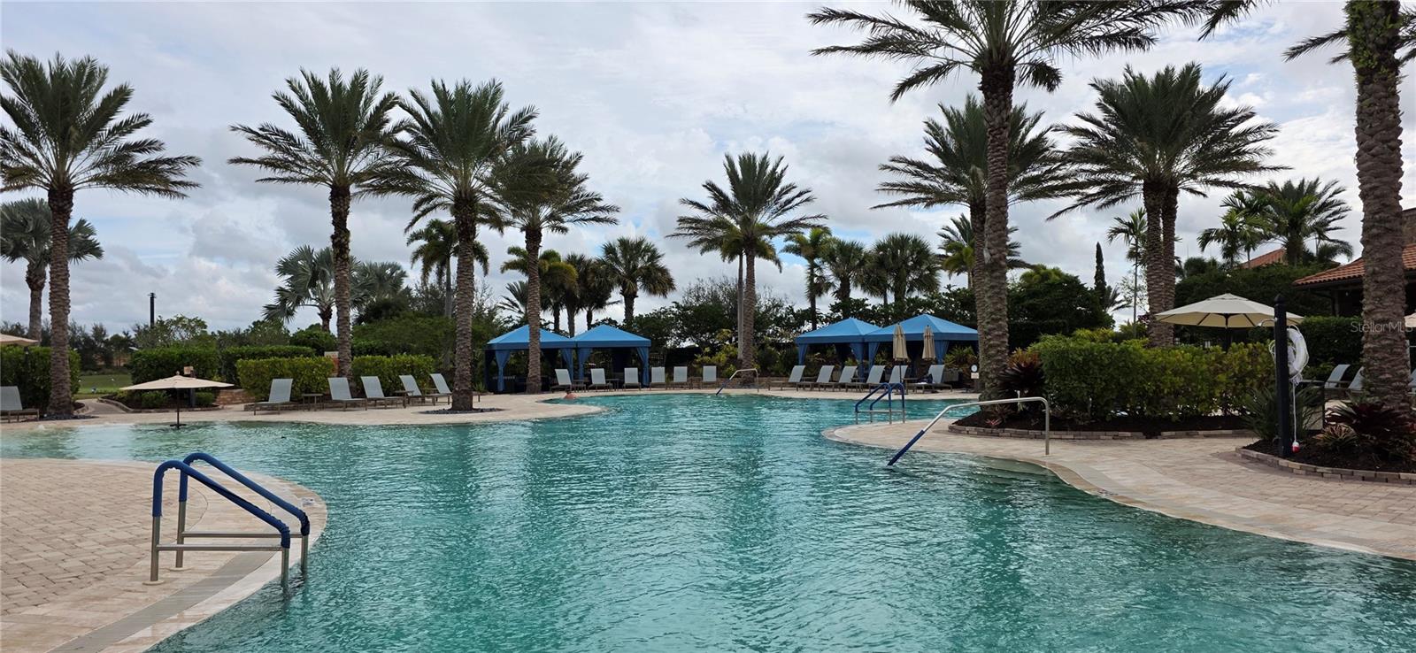 ESPLANADE GOLF & COUNTRY CLUB - Residential