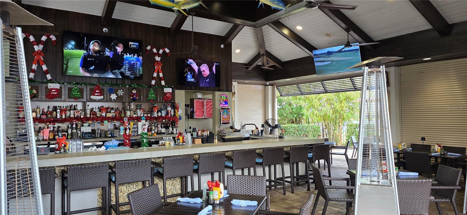 ESPLANADE GOLF & COUNTRY CLUB - Residential