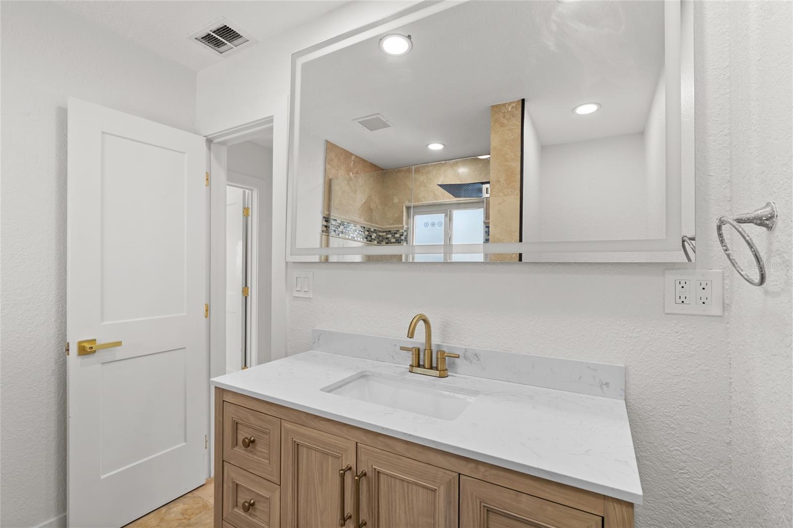 SHORE ACRES BUTTERFLY LAKE REP - Residential