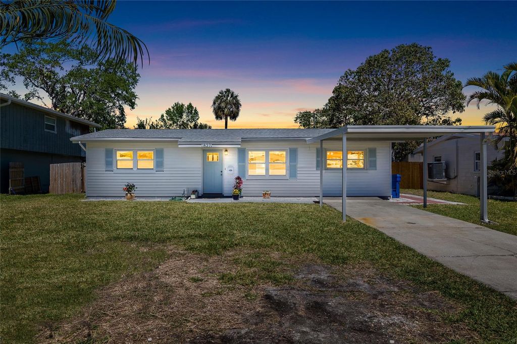 Photo of 1827 Nevada Avenue NE, St Petersburg, FL 33703 (MLS # A4682789)