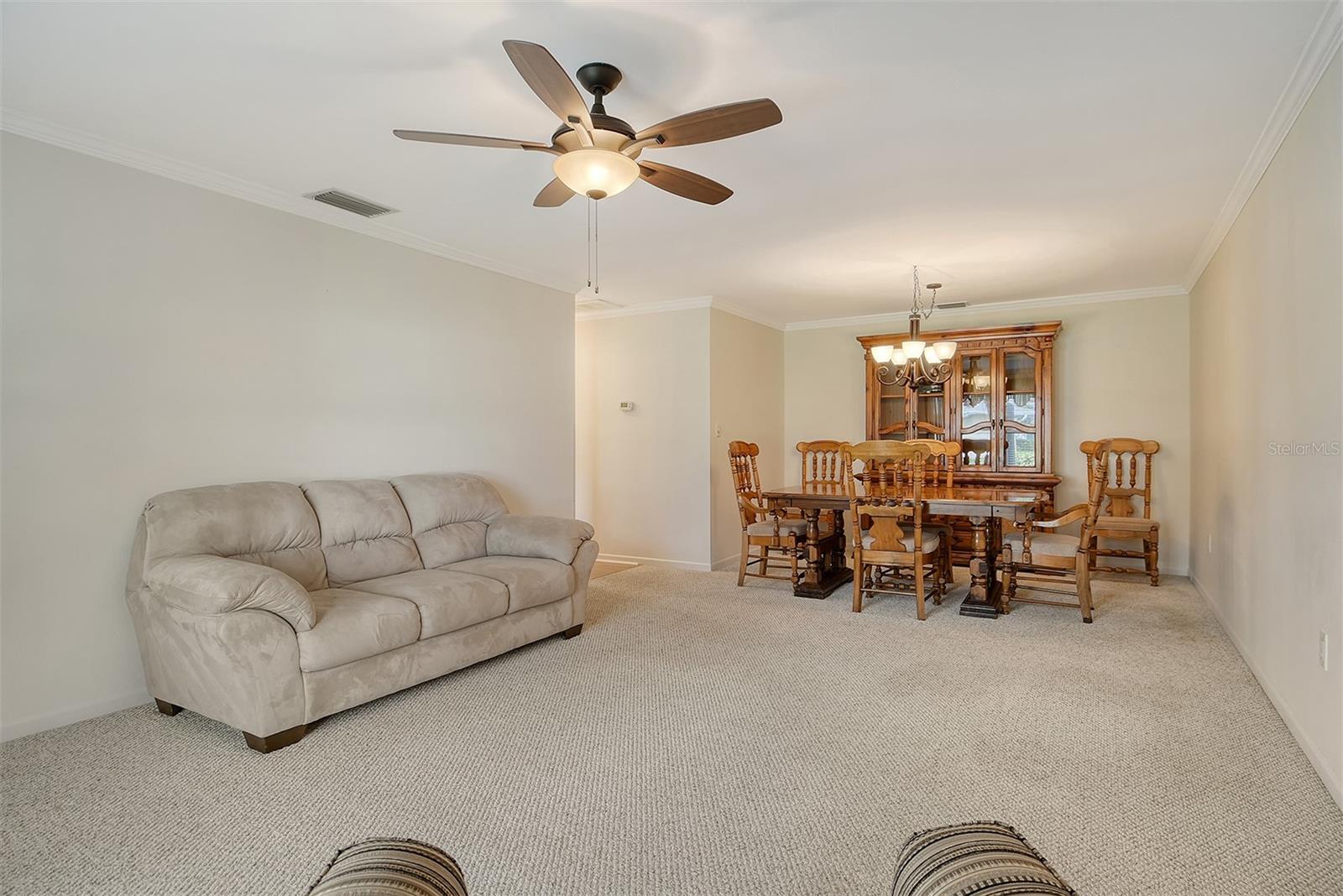 5609 EVERGREEN DRIVE 28