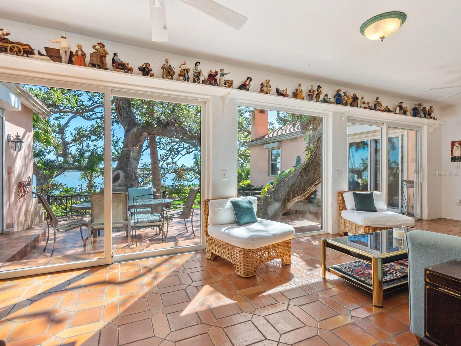 CASEY KEY - Residential