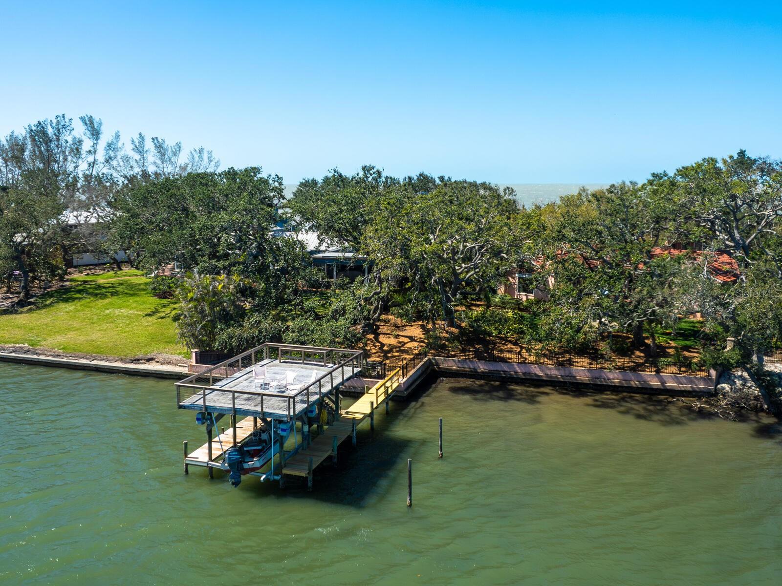 CASEY KEY - Residential