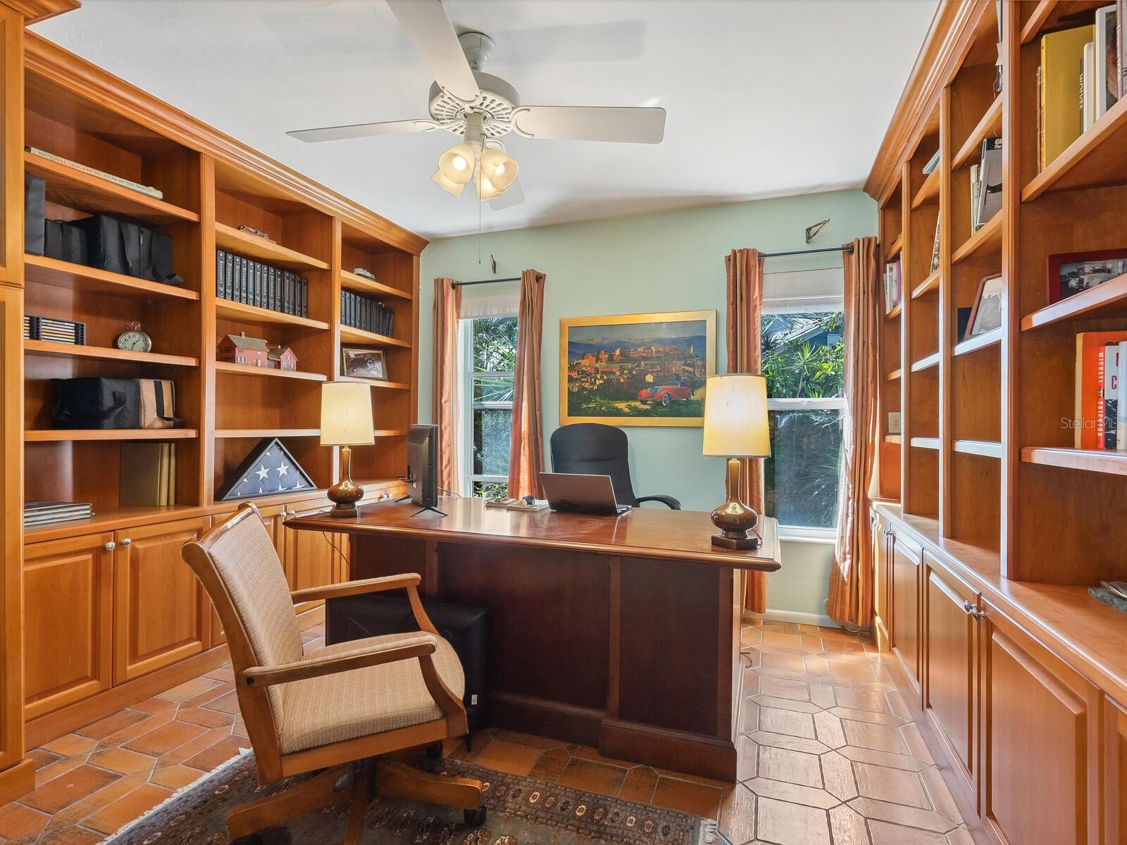 CASEY KEY - Residential