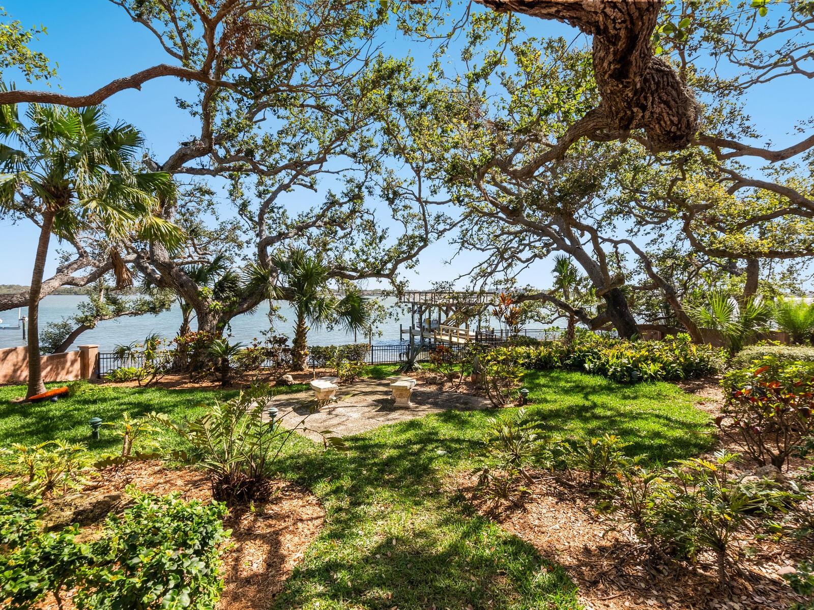 CASEY KEY - Residential
