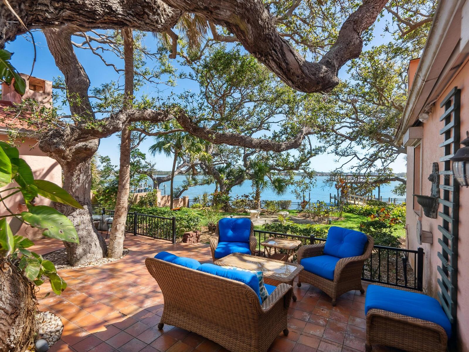 CASEY KEY - Residential