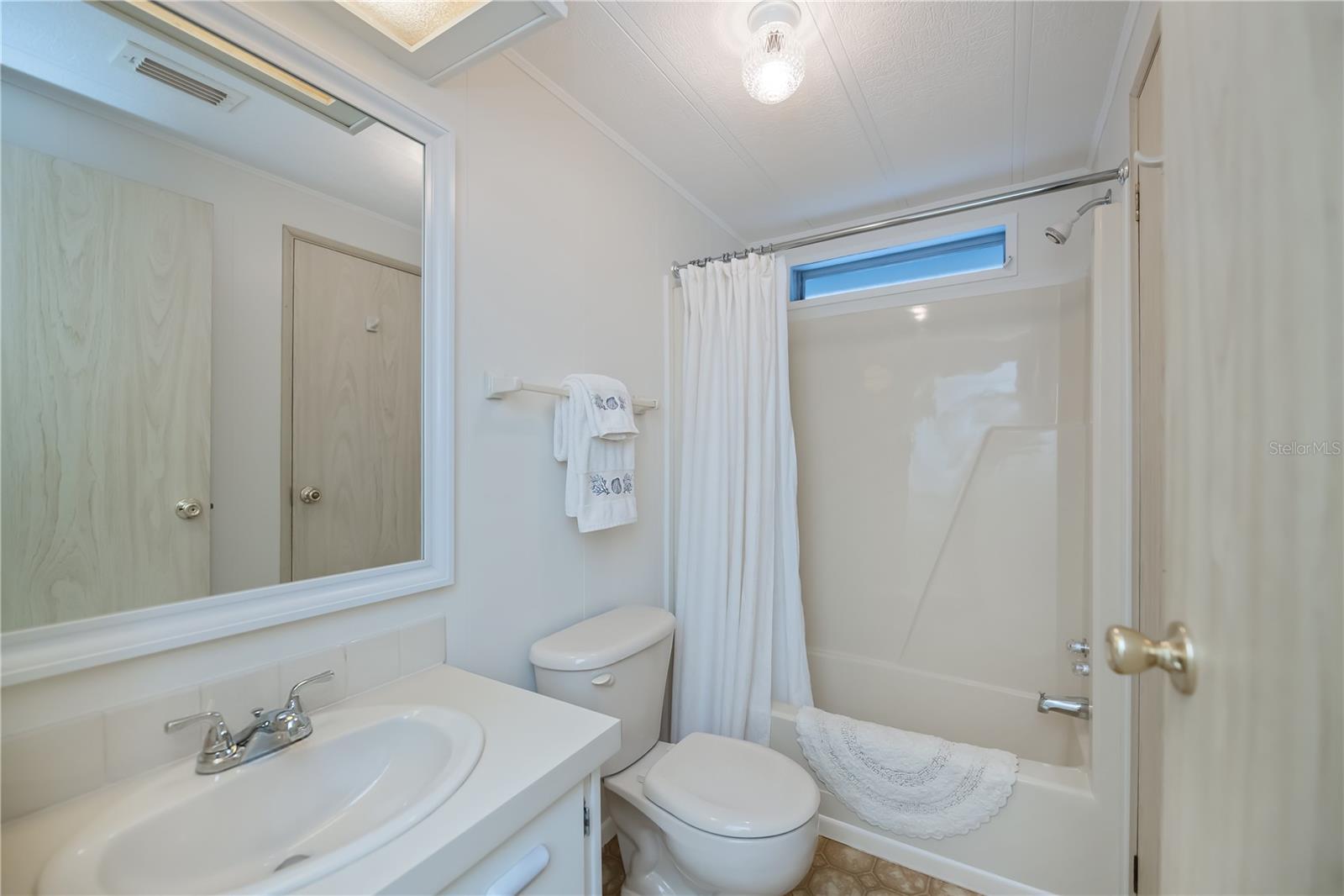 TANGERINE WOODS - Residential