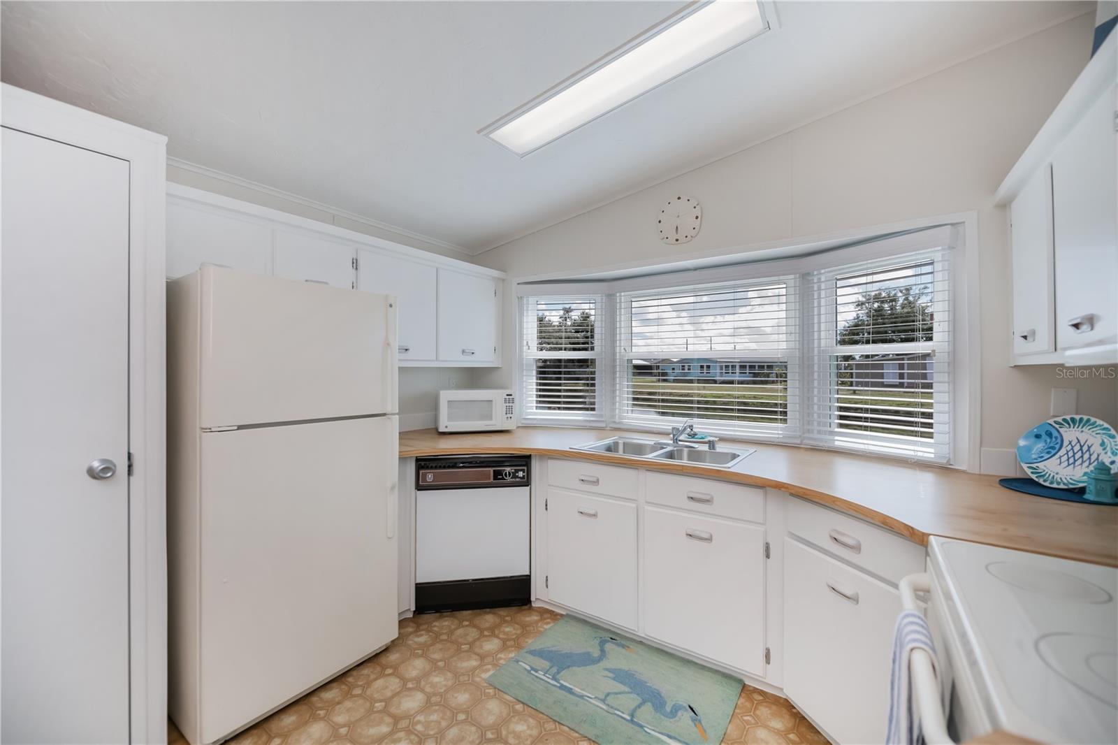 TANGERINE WOODS - Residential