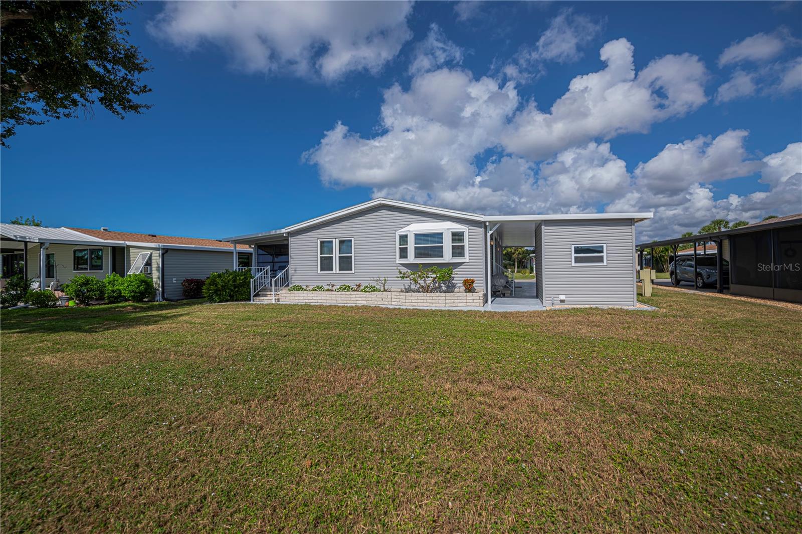 TANGERINE WOODS - Residential