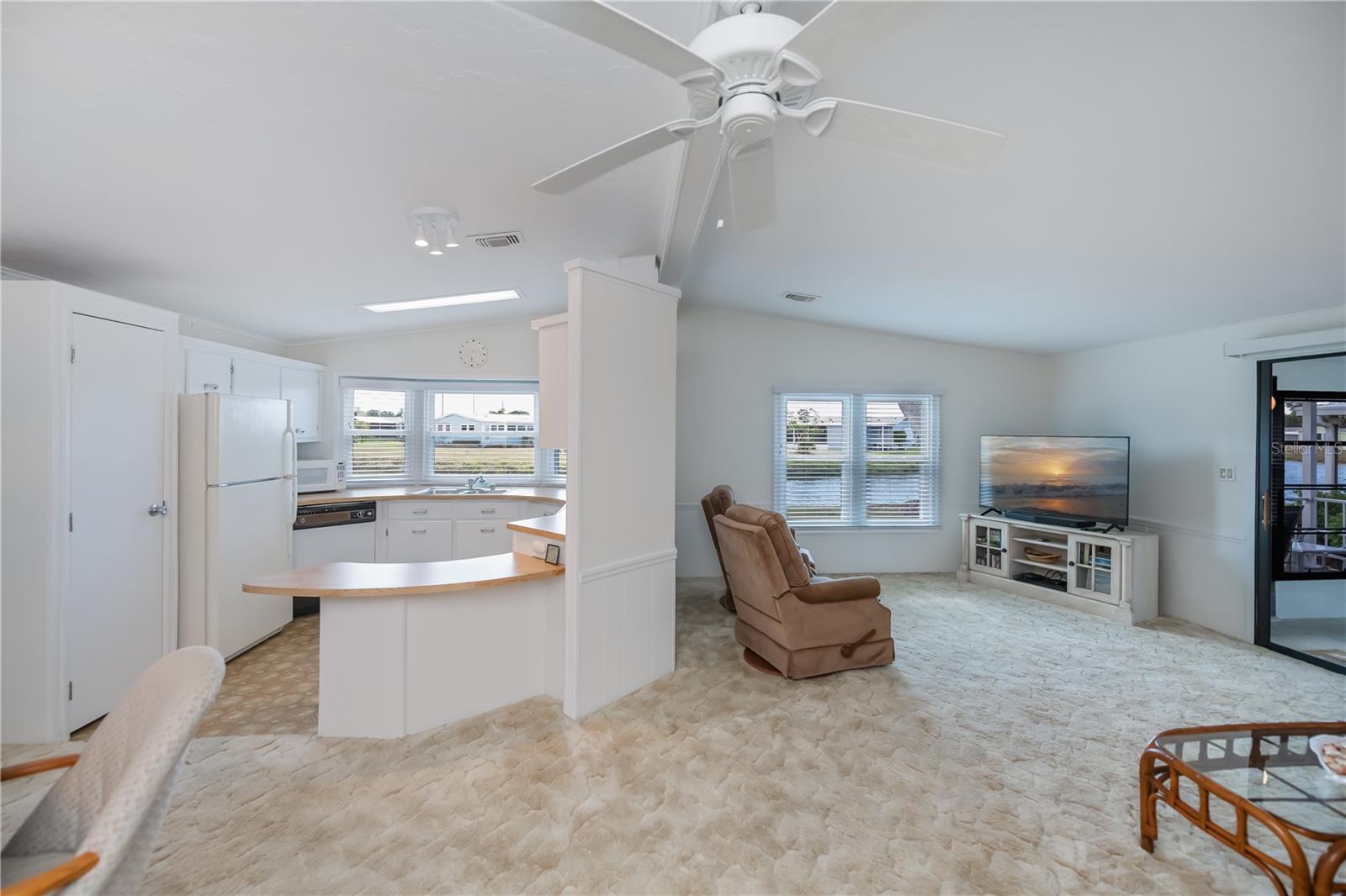 TANGERINE WOODS - Residential